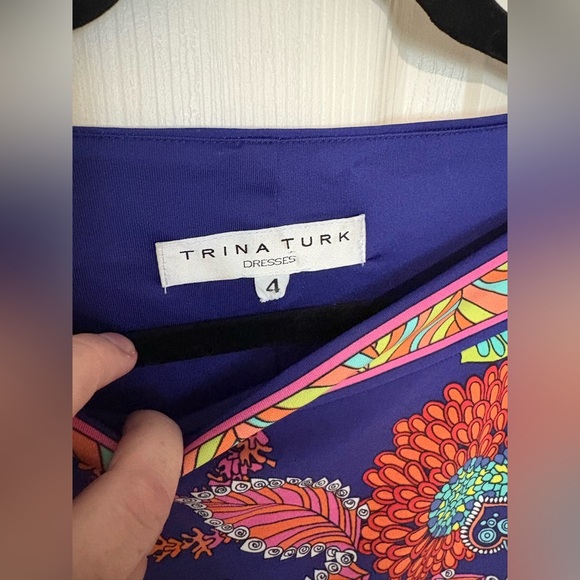 Trina Turk Felena Dress | Bright Floral Jersey Shift | Size 4 - Picture 5 of 10